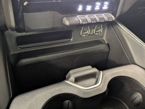 Used 2021 RAM 1500 Laramie image 23