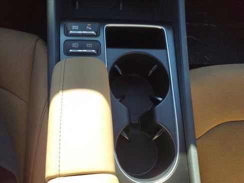 Used 2024 Hyundai Sonata Limited image 27