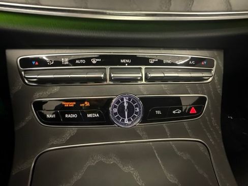 Used 2019 Mercedes-Benz CLS 450 4MATIC w/ Driver Assistance Package image 32