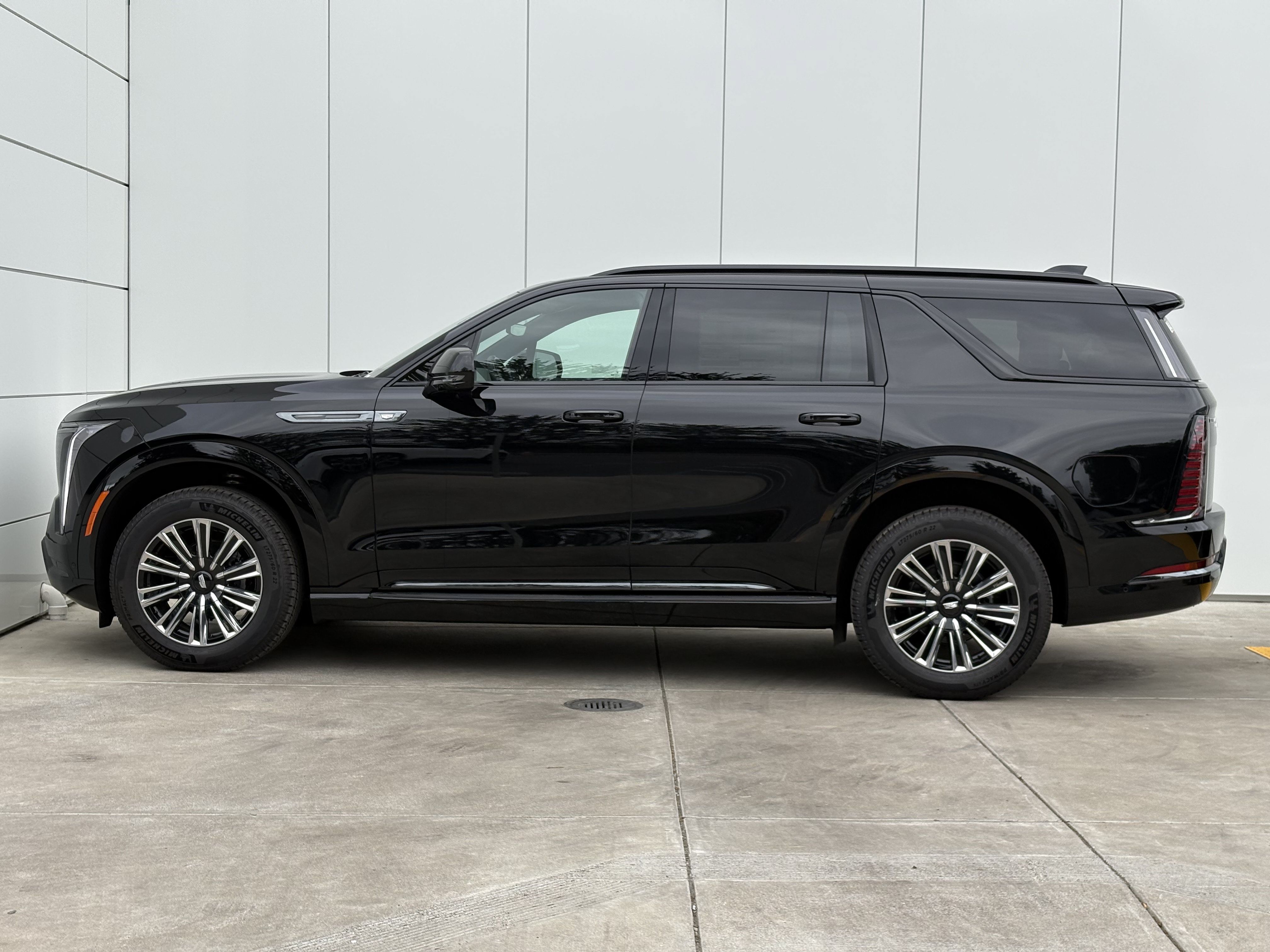 New 2026 Cadillac Escalade IQL Sport 1 AWD/4WD image 4