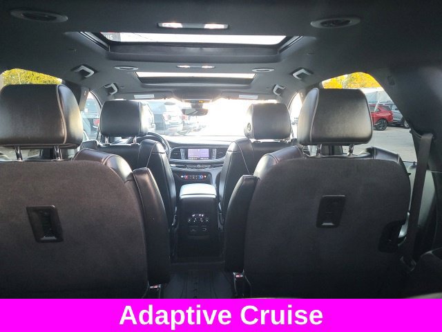 Used 2022 Buick Enclave Avenir AWD/4WD image 9