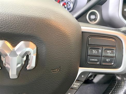 Used 2022 RAM 2500 Big Horn image 32