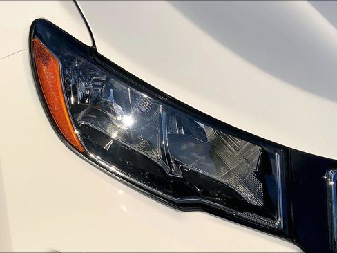 Certified 2018 Jeep Compass Latitude w/ Popular Equipment Group image 29