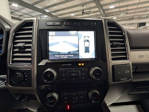 Used 2017 Ford F350 Platinum w/ Platinum Ultimate Package image 27