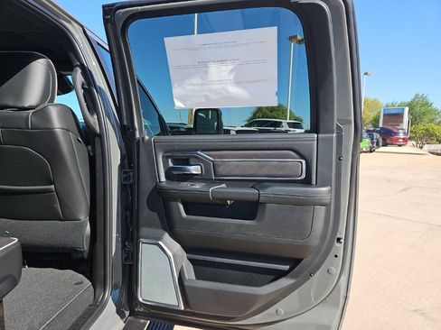 New 2026 RAM 3500 Laramie AWD/4WD image 28