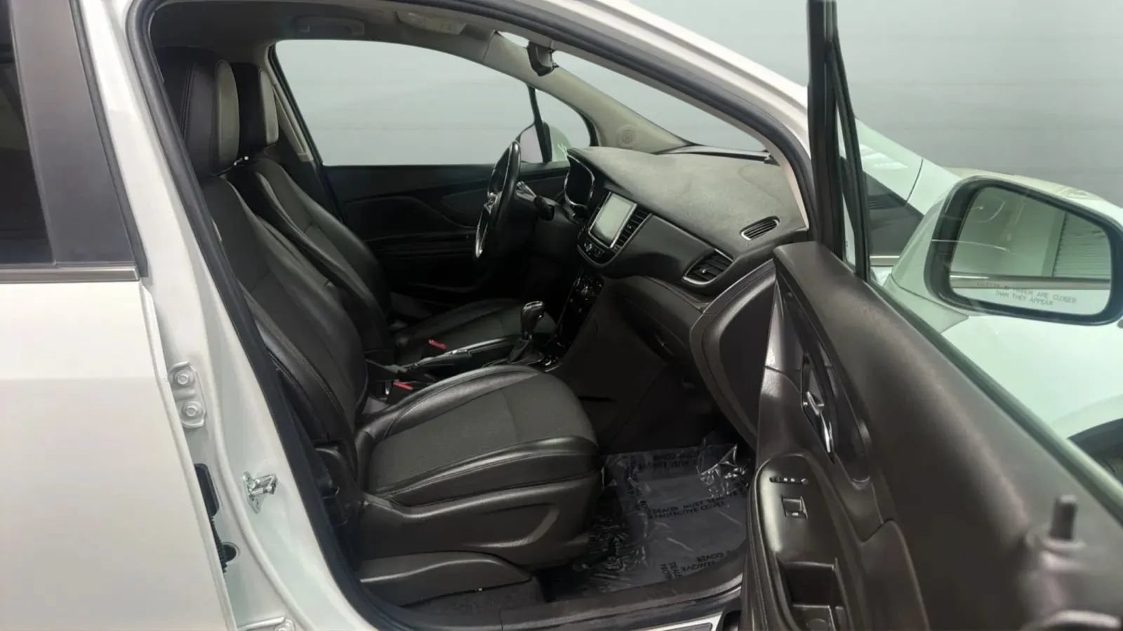 Used 2019 Buick Encore Preferred FWD image 22