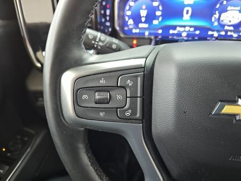 Used 2023 Chevrolet Silverado 1500 LT AWD/4WD image 9