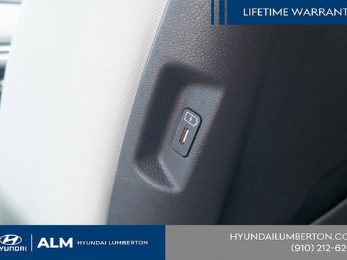 New 2026 Hyundai Santa Fe SE image 20