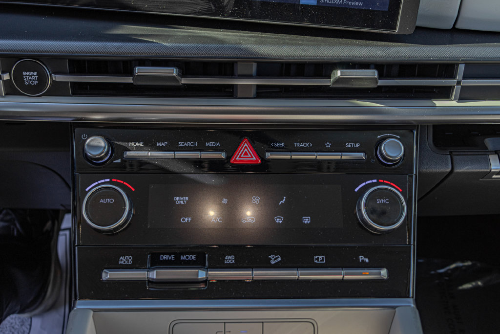 Certified 2026 Hyundai Santa Fe SE AWD/4WD image 19