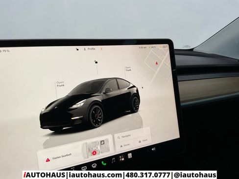 Used 2023 Tesla Model Y Performance AWD/4WD image 28