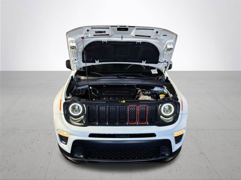 Used 2019 Jeep Renegade Sport w/ Sport Appearance Group AWD/4WD image 21