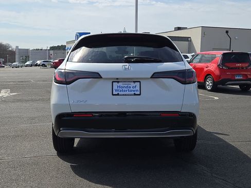 Used 2026 Honda HR-V EX-L image 6