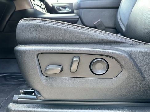 Used 2023 Chevrolet Tahoe High Country image 17