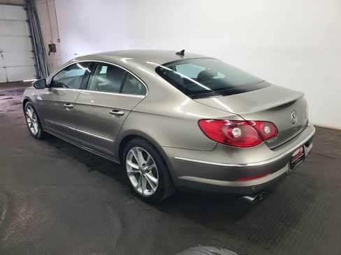 Used 2009 Volkswagen CC Luxury FWD image 5