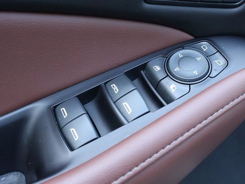 Used 2020 Buick Enclave Avenir w/ Avenir Technology Package image 10