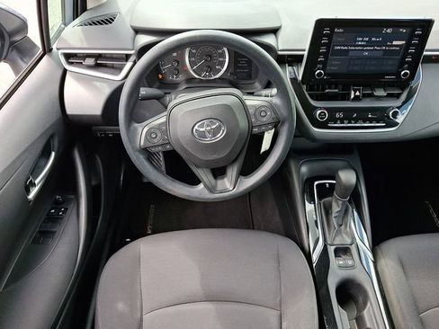 Used 2021 Toyota Corolla LE w/ Carpet Mat Package (TMS) FWD image 12