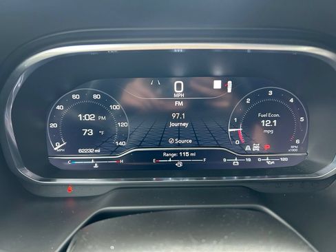 Used 2022 GMC Yukon AT4 AWD/4WD image 28