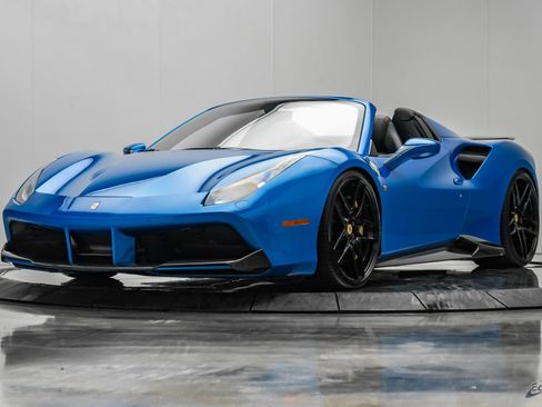 Used 2017 Ferrari 488 Spider RWD image 6