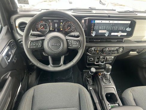 New 2026 Jeep Gladiator Sport image 6