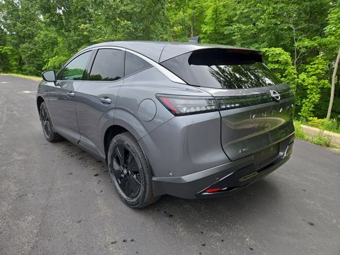 New 2025 Nissan Murano SV image 6