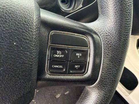 Used 2014 Dodge Grand Caravan SXT FWD image 15