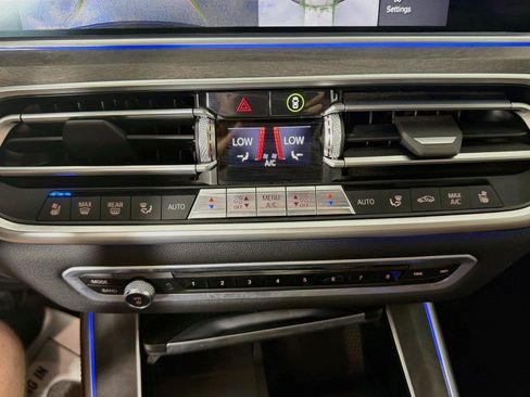 Used 2020 BMW X5 xDrive40i AWD/4WD image 16