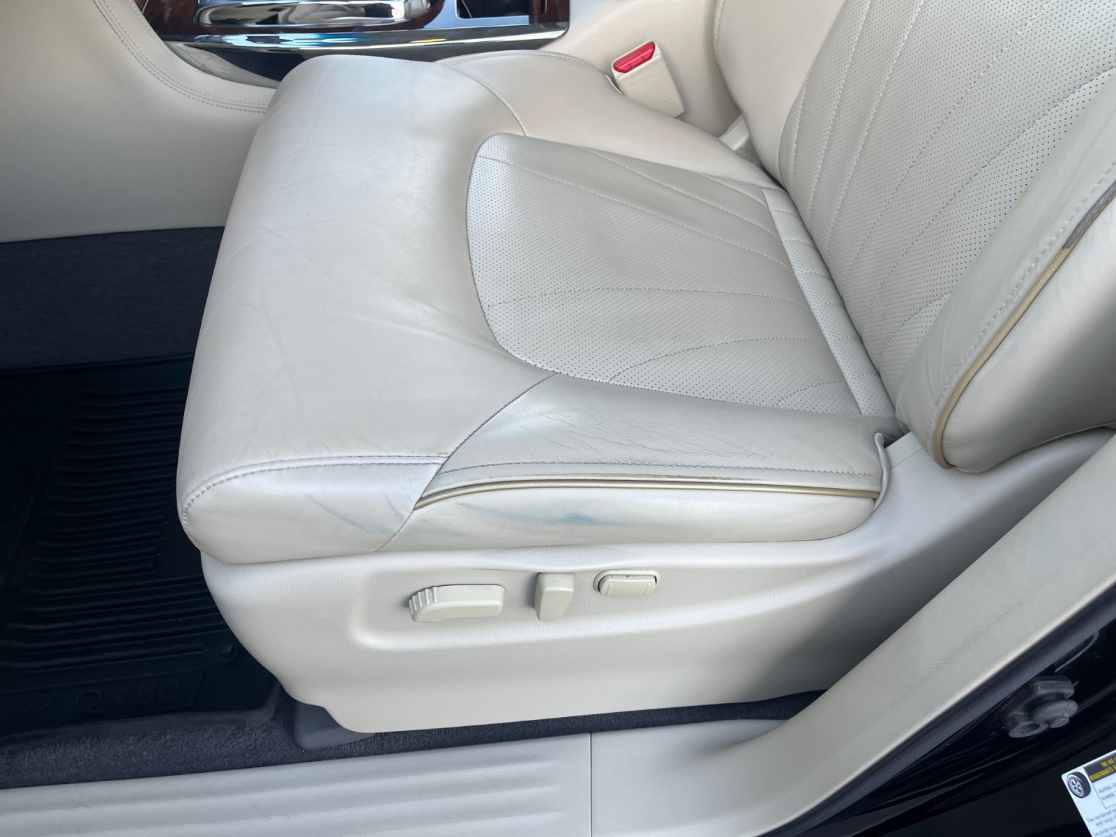 Used 2017 INFINITI QX80 4WD w/ Deluxe Technology Package image 14