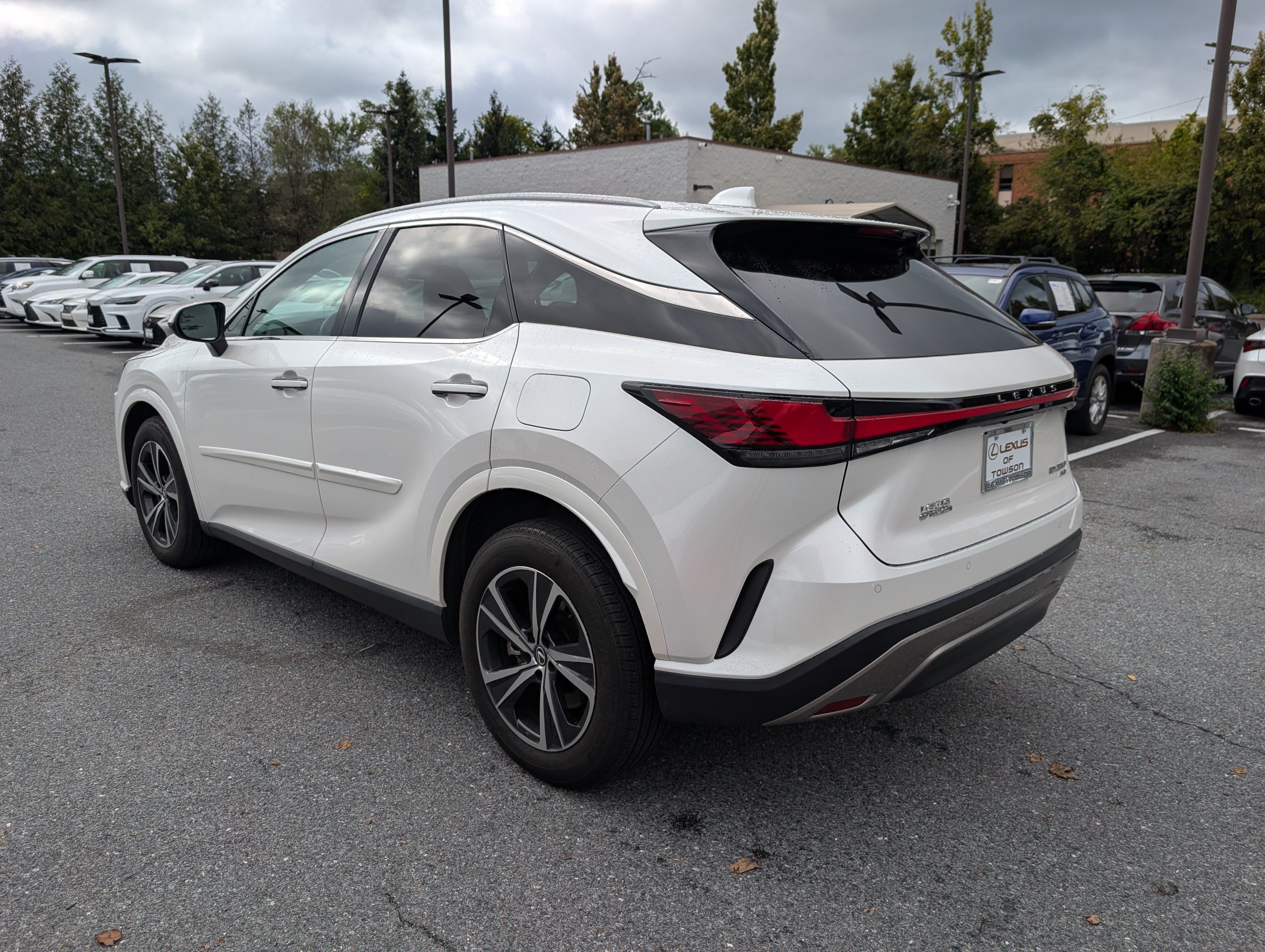 Used 2024 Lexus RX 350 Premium w/ Accessory Package (P2) AWD/4WD image 5