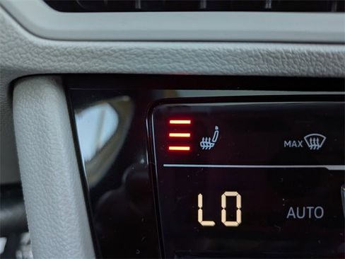 New 2026 Volkswagen Jetta SE image 24