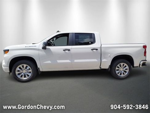 New 2026 Chevrolet Silverado 1500 Custom image 2