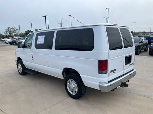Used 2009 Ford E-350 and Econoline 350 XL RWD image 31