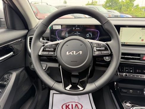 New 2026 Kia Seltos S AWD/4WD image 9