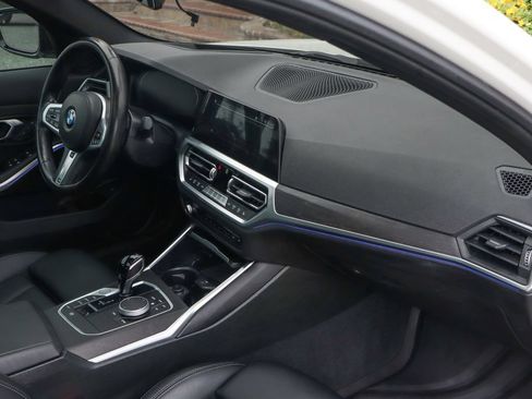 Used 2022 BMW M340i w/ Premium Package RWD image 39