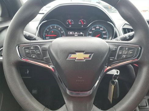 Used 2017 Chevrolet Cruze LT w/ RS Package image 16