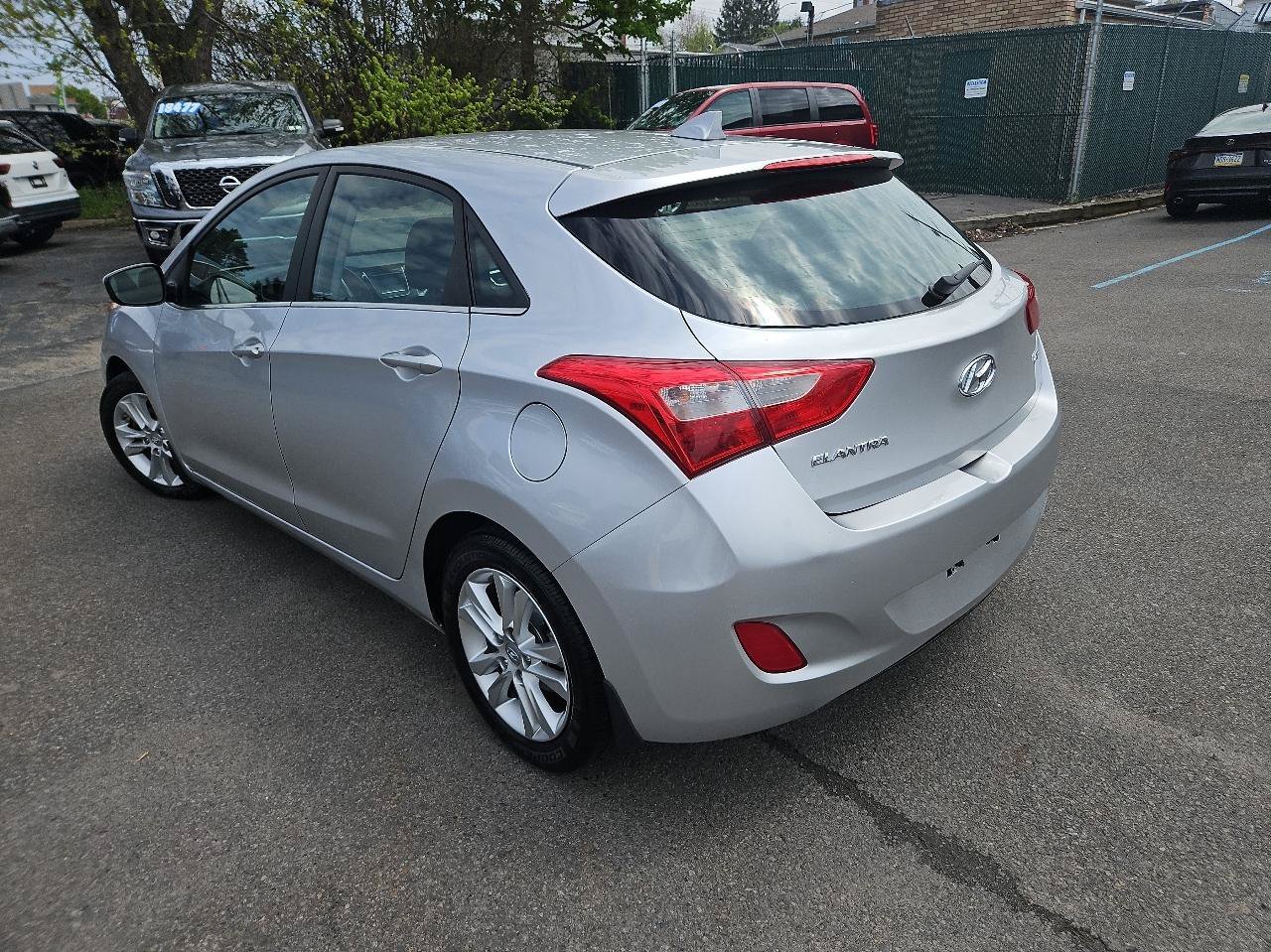 Used 2013 Hyundai Elantra GT FWD image 5