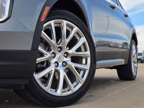 Certified 2023 Cadillac XT4 Premium Luxury w/ Driver Assist Package image 8