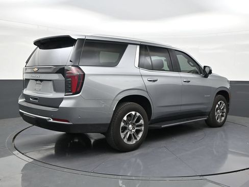 Used 2025 Chevrolet Tahoe LS AWD/4WD image 5