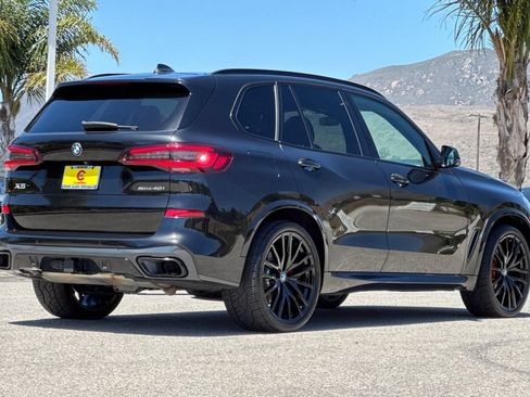 Used 2022 BMW X5 sDrive40i w/ M Sport Package RWD image 3