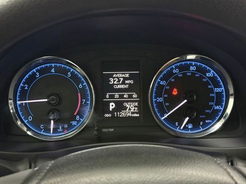 Used 2018 Toyota Corolla LE FWD image 15