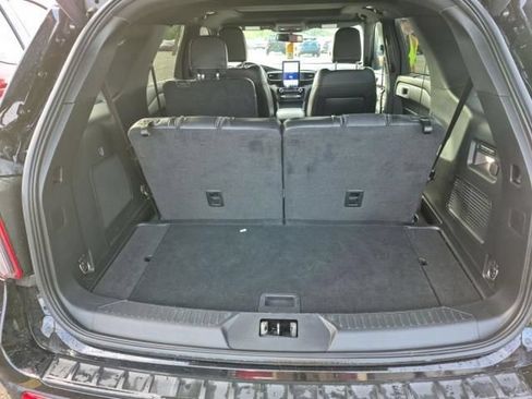 Used 2023 Ford Explorer ST w/ Technology Package AWD/4WD image 12