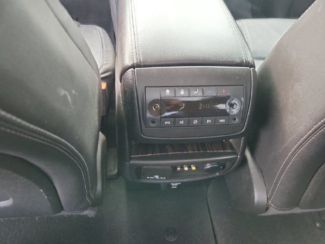 Used 2016 GMC Acadia Denali AWD/4WD image 11