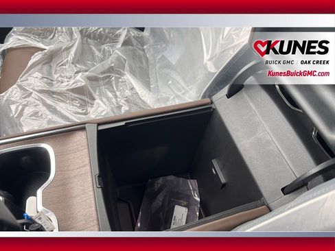 New 2026 GMC Acadia Denali Ultimate image 17