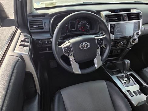 Used 2020 Toyota 4Runner SR5 Premium w/ Moonroof Package image 9