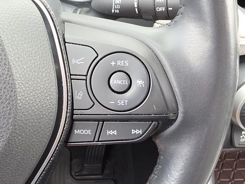 Certified 2020 Toyota RAV4 Limited AWD/4WD image 19