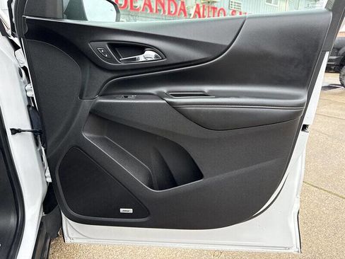 Used 2018 Chevrolet Equinox Premier image 20