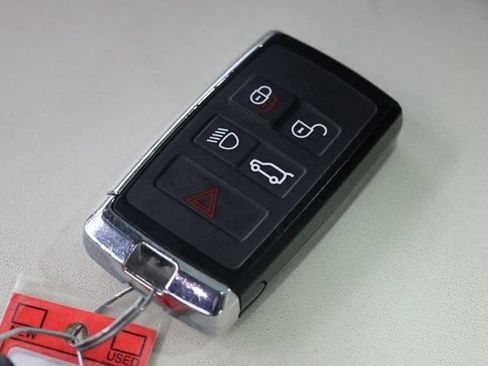 Used 2023 Land Rover Range Rover SE AWD/4WD image 40