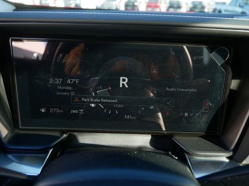 New 2026 GMC Terrain Denali w/ LPO, Floor Liner Package image 24