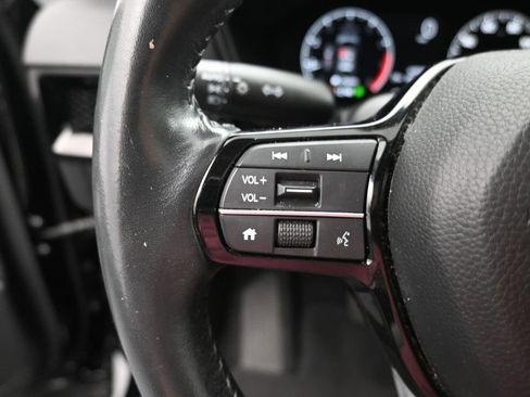 Used 2023 Honda CR-V EX-L image 7