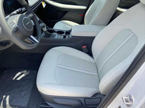 New 2025 Hyundai Sonata SE FWD image 11