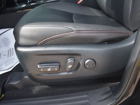 Used 2021 Toyota 4Runner Venture w/ Moonroof Package AWD/4WD image 12